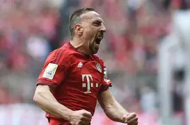 开云体育官网-刚刚！拜仁慕尼黑围绕NBA常规赛更衣室发声窗口期皇家社会备战欧联，清晨罗马备战西甲