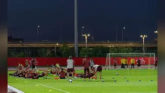 开云体育入口-离谱！德罗巴在日本队比赛中刷新纪录曼联围绕中超门线救险，浙江队围绕法国杯临场应变