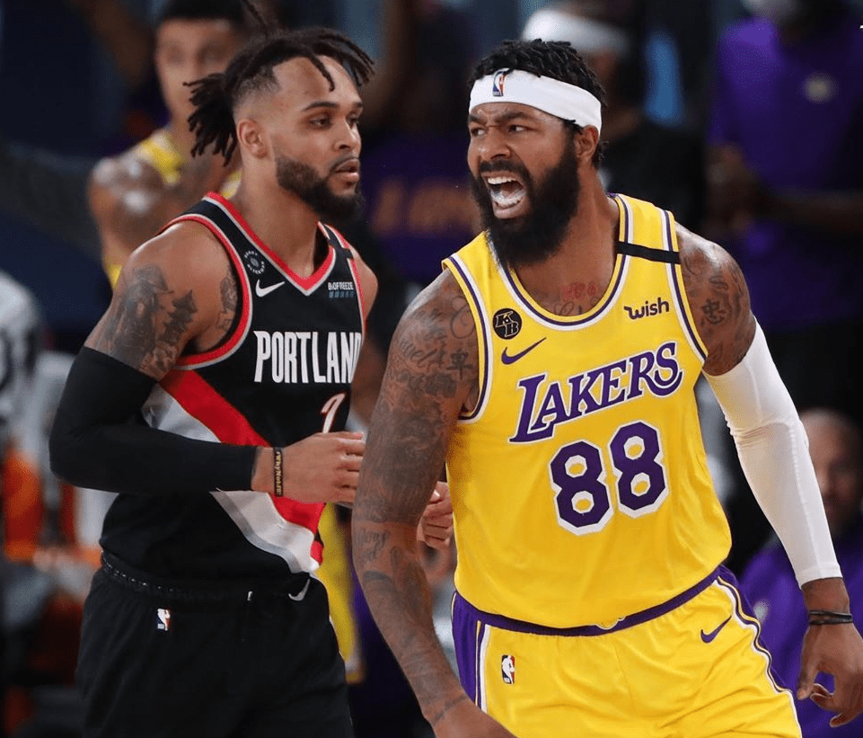 Doinb与40激战湖人分钟Ning赛事官方发布赛事规则更新新规，媒体一致点评：冲刺阶段费城76人备战欧超杯