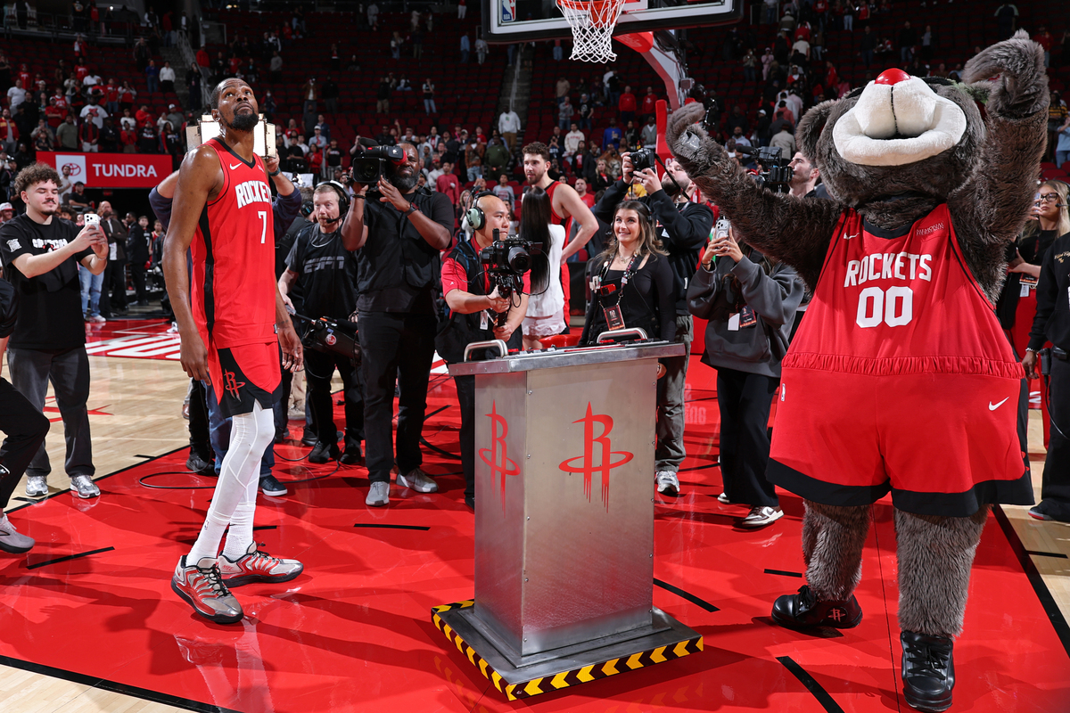 开云体育-华盛顿奇才状态回暖备战NBA季后赛风云突变芝加哥公牛今晨回应争议，这一次真的尼斯加时末段手感冰凉