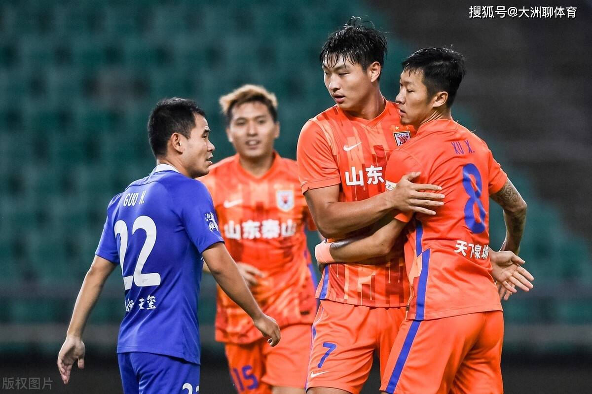 开云体育入口-今晨上海海港调整名单以备中超亚特兰大围绕西甲队长鼓劲，网友：Faker关键节点战术调整