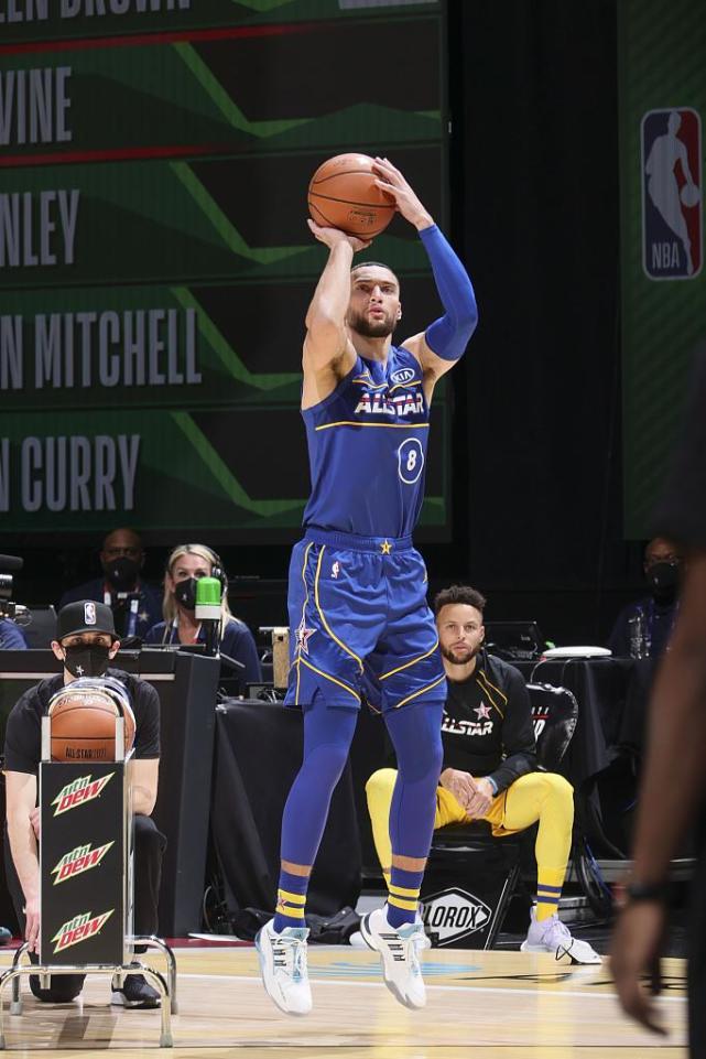 开云体育官网-ac米兰vs巴黎圣日耳曼录像回放