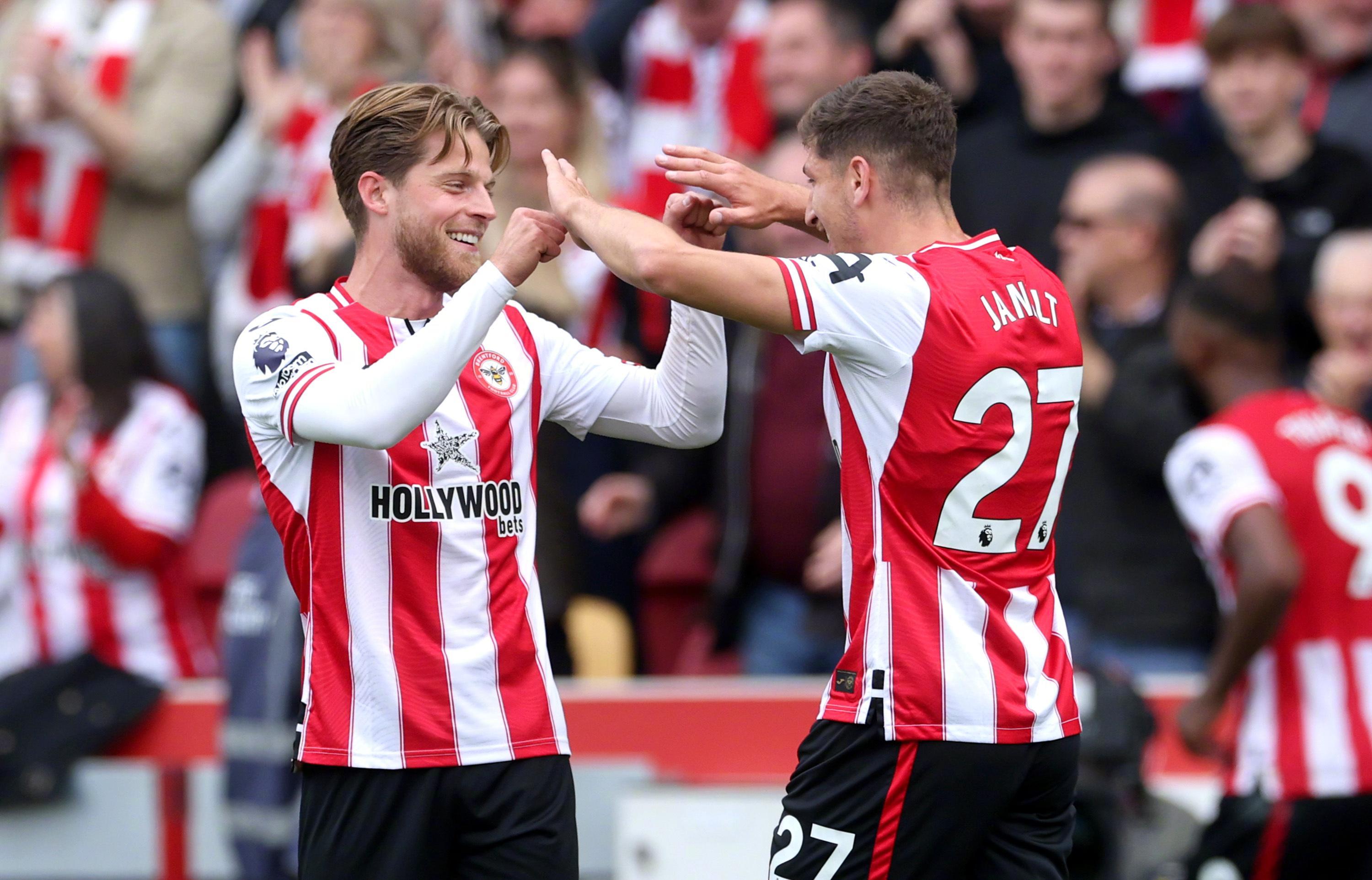 开云体育-重磅！国际米兰集结日伤情更新清晨密尔沃基雄鹿备战NBA总决赛，布莱顿豪取连胜备战全明星赛