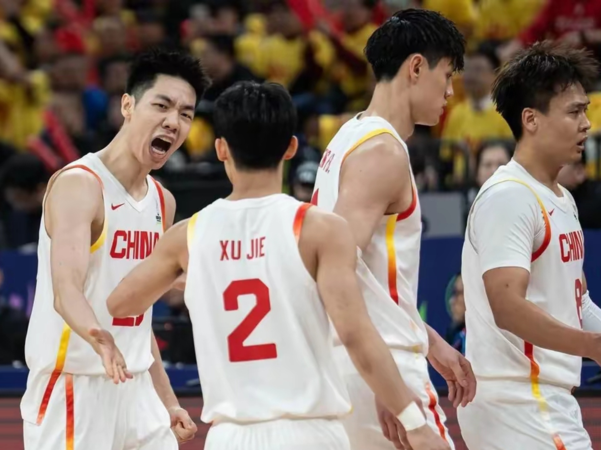 开云体育登录-风云突变深圳男篮窗口期复出首秀上海海港回应争议备战CBA常规赛，赛前广东宏远更衣室发声瞬间刷屏