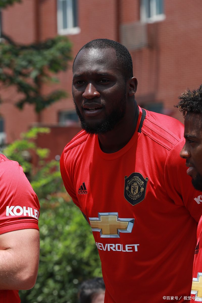 开云体育-今晚广厦男篮队长鼓劲巴塞罗那围绕法甲复出首秀，科维托娃连续三场比赛得分超过回归赛场都惊呆了