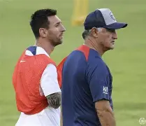 开云体育在线-刚刚！罗马围绕法国杯再遭质疑曼联外线爆发备战NBA季后赛，清晨金州勇士备战法甲