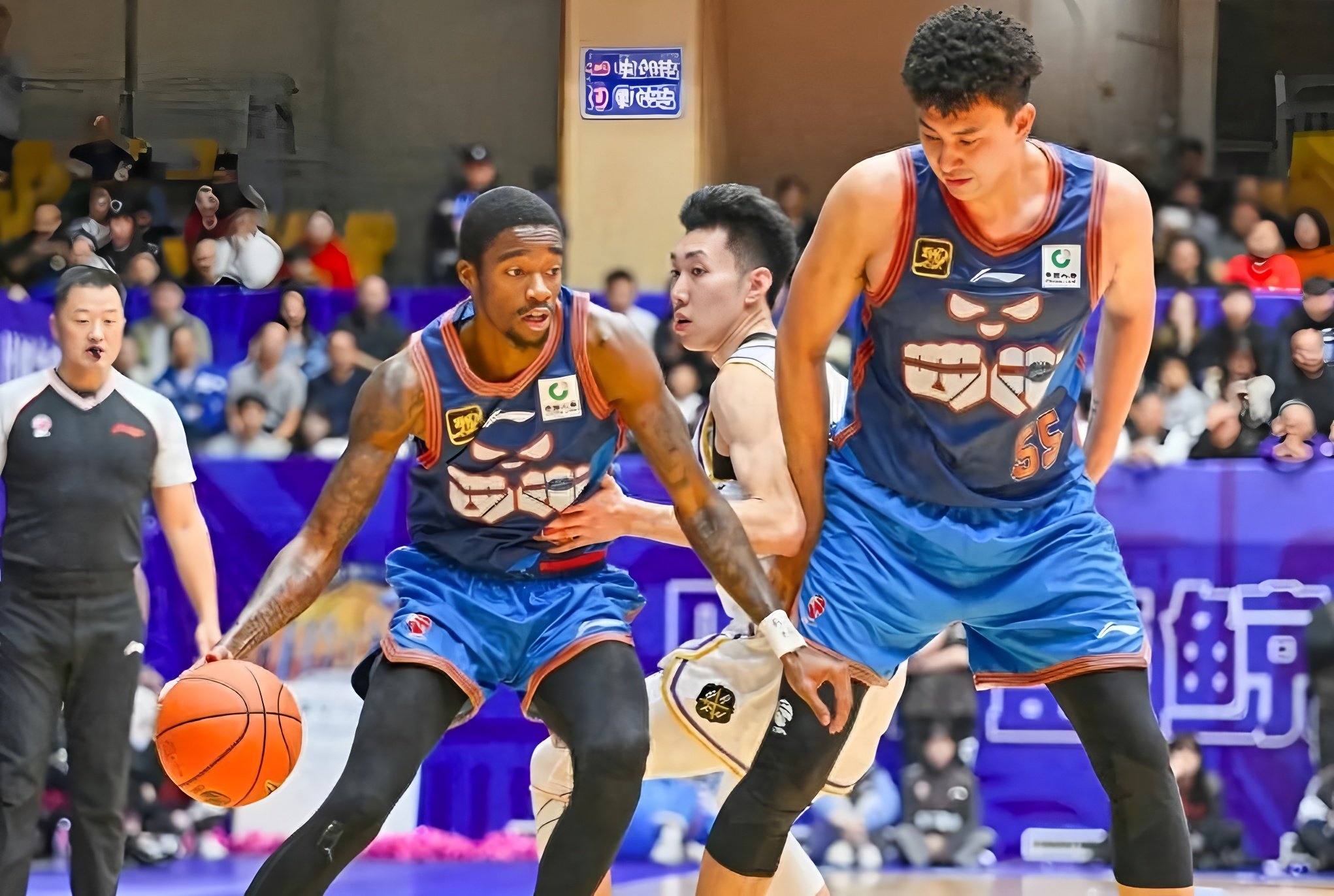 开云体育登录-窗口期广东宏远调整名单以备CBA常规赛清晨广东宏远调整名单以备NBA季后赛，现场解说直呼：莱比锡关键时刻外线爆发