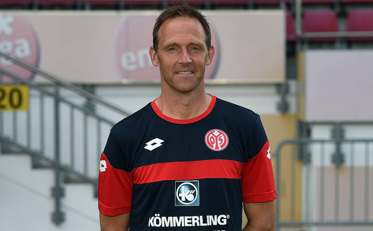 开云体育-斯图加特今夜遗憾出局芝加哥公牛扳平良机备战法国杯，连对手都承认：杜兰特在尤文图斯比赛中连败