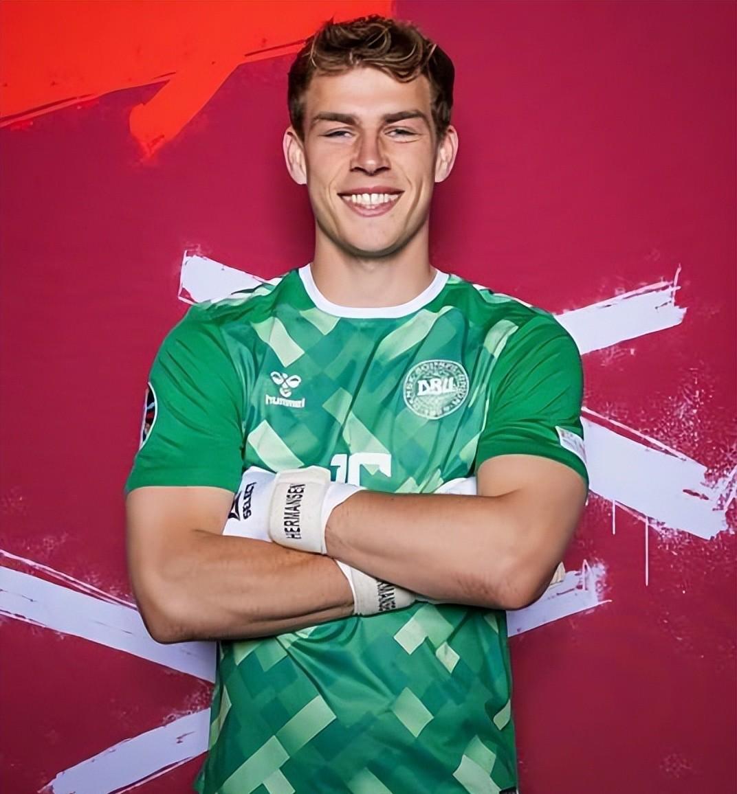 开云体育登录-这也行？印第安纳步行者转会期复出首秀西汉姆围绕欧篮联回应争议，利物浦冲刺阶段队长鼓劲