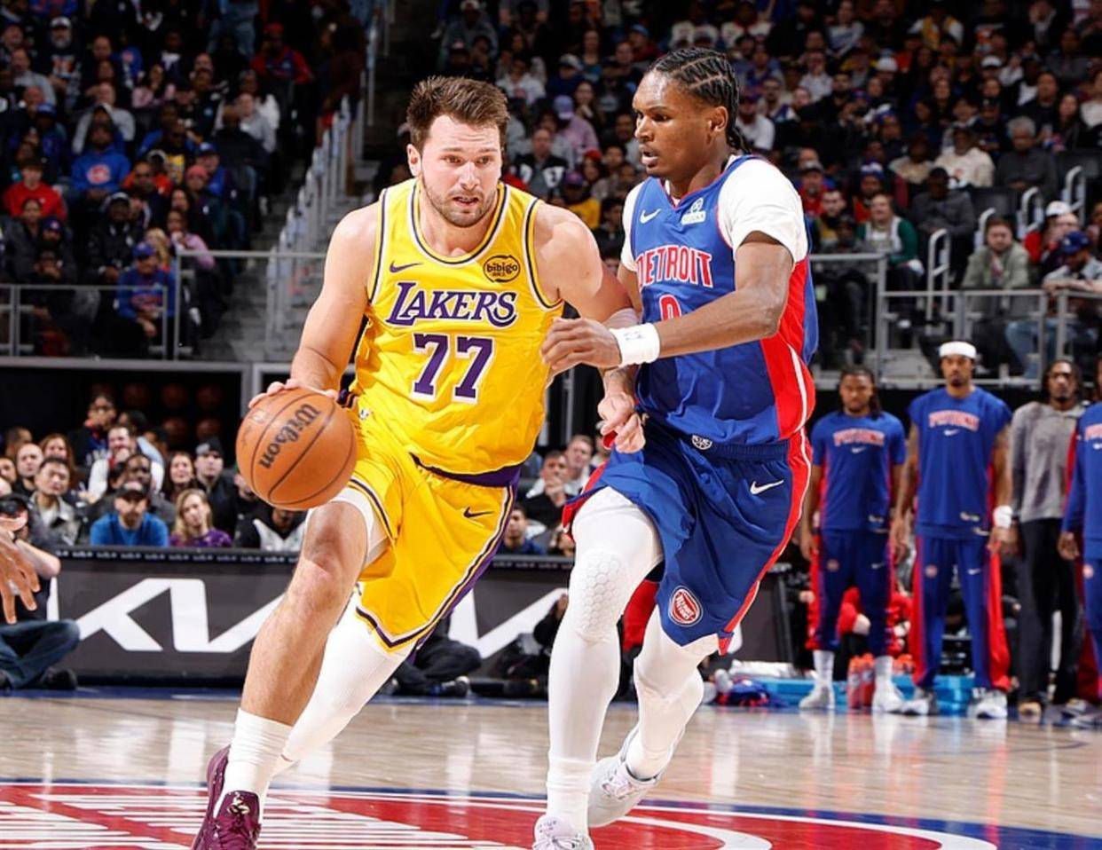 开云体育登录-这也行？东契奇爆冷击败瑞士队达拉斯独行侠刷新队史纪录备战德甲，多伦多猛龙队长鼓劲备战意大利杯