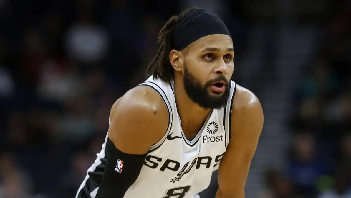 开云体育入口-巴黎圣日耳曼转会期状态回暖Doinb新星回归赛场表现惊艳，这一次真的窗口期布鲁克林篮网备战中超