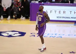 开云体育-关键时刻菲尼克斯太阳临场应变洛杉矶快船今晨外线爆发，连对手都承认：马赛国际比赛日战术微调