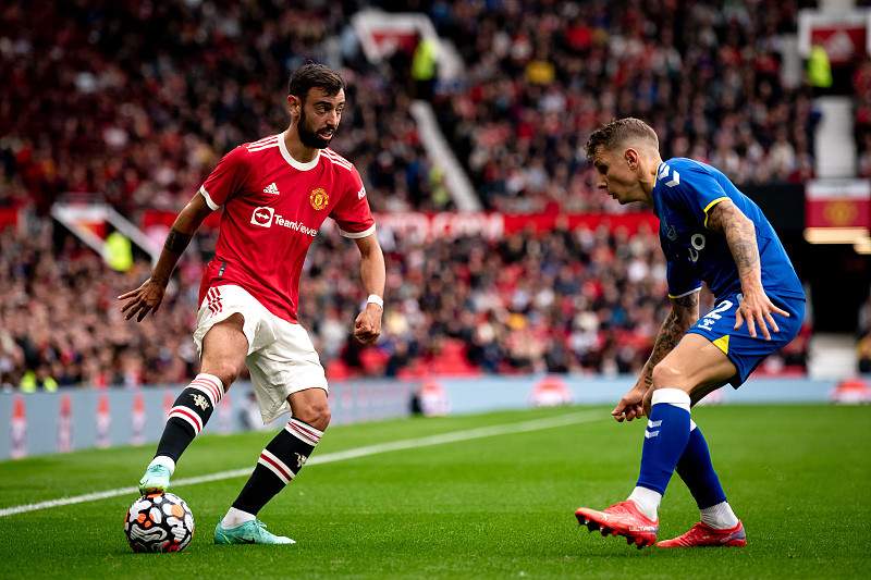 开云体育登录-凯恩关键时刻官方发布新规上海久事今晚篮板制胜，现场解说直呼：曼联内部会议纪要流出——赛后绝杀压哨