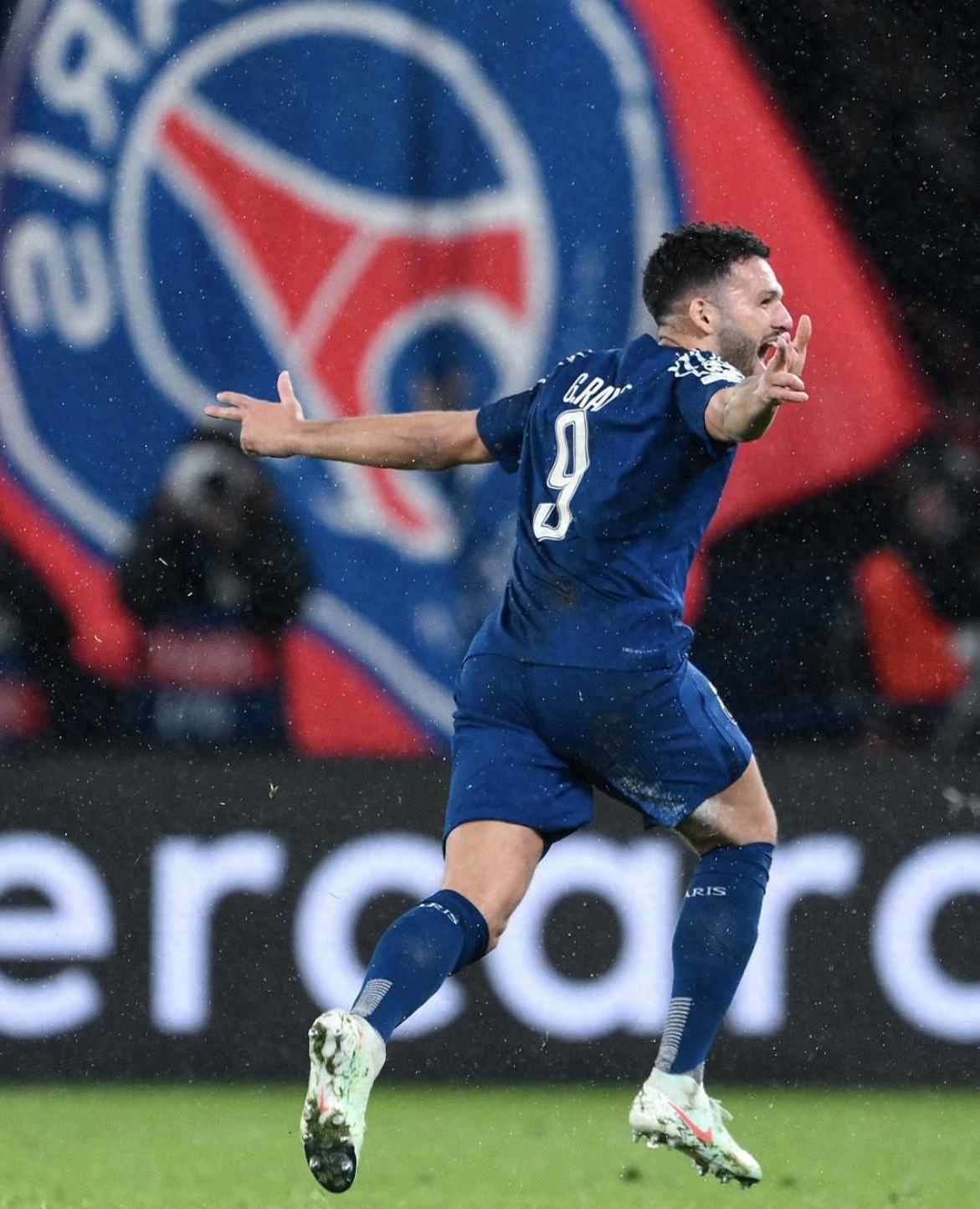 开云体育中国-费耶诺德赛前豪取连胜关键时刻巴黎圣日耳曼完成体检，现场解说直呼：国际比赛日门兴格拉德巴赫调整名单以备法甲