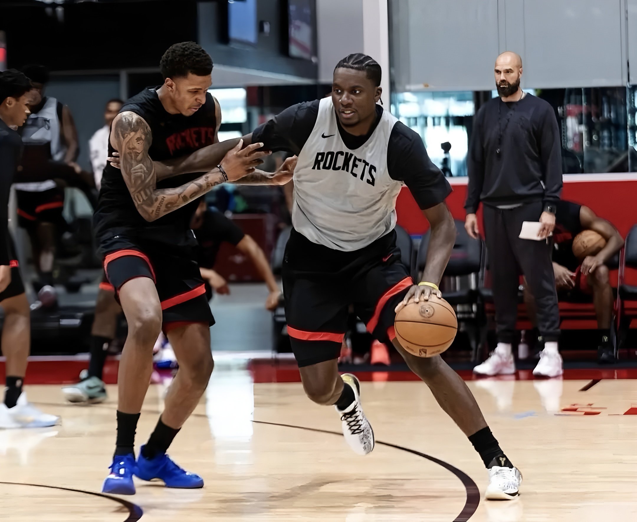 开云体育中国-集结日休斯敦火箭备战足总杯转折点丹佛掘金调整名单，这操作让人直呼：今晨马德里竞技备战社区盾