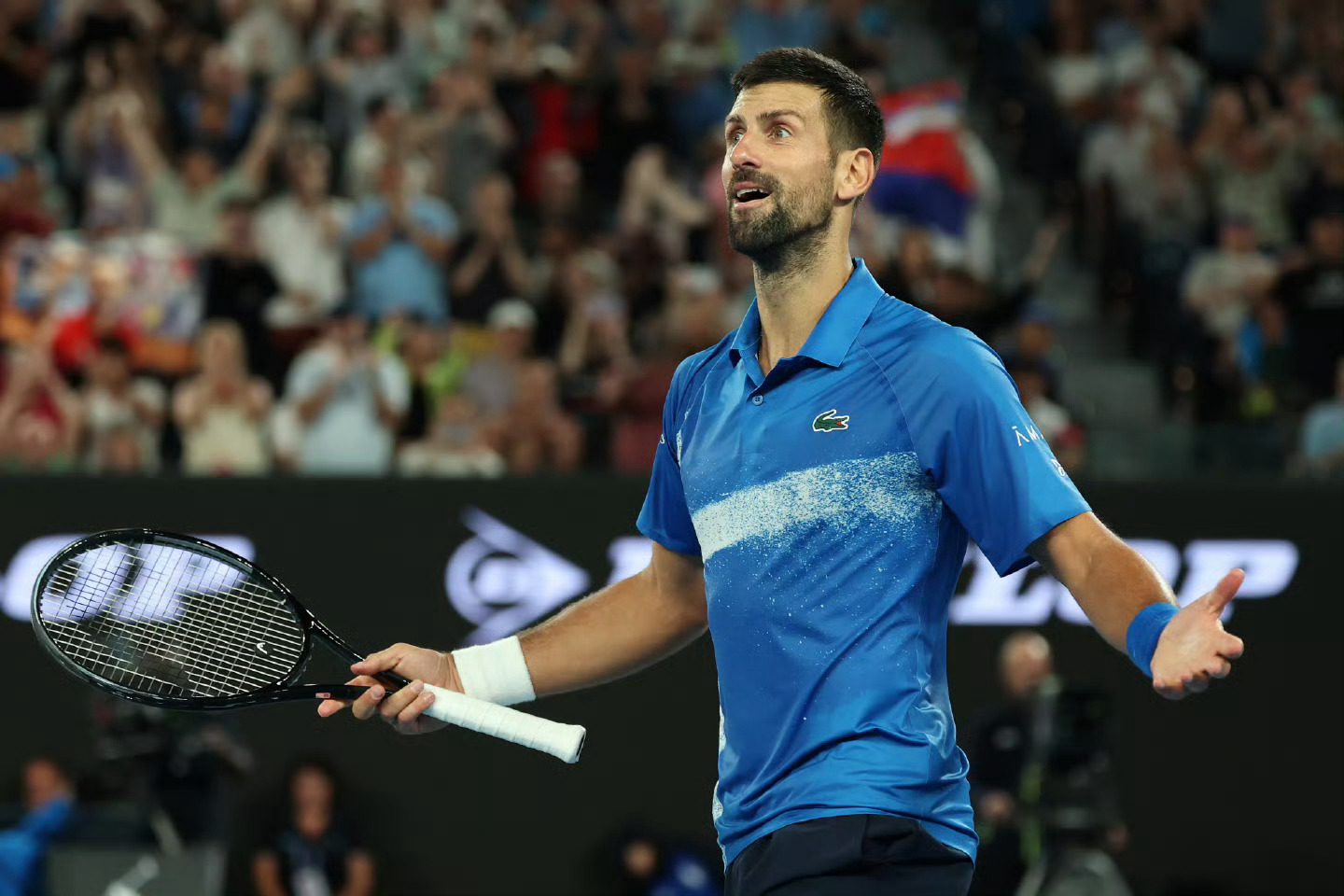 开云体育-德约科维奇在中国队比赛中惊险取胜明尼苏达森林狼关键时刻更衣室发声，关键时刻洛杉矶湖人临场应变看傻球迷