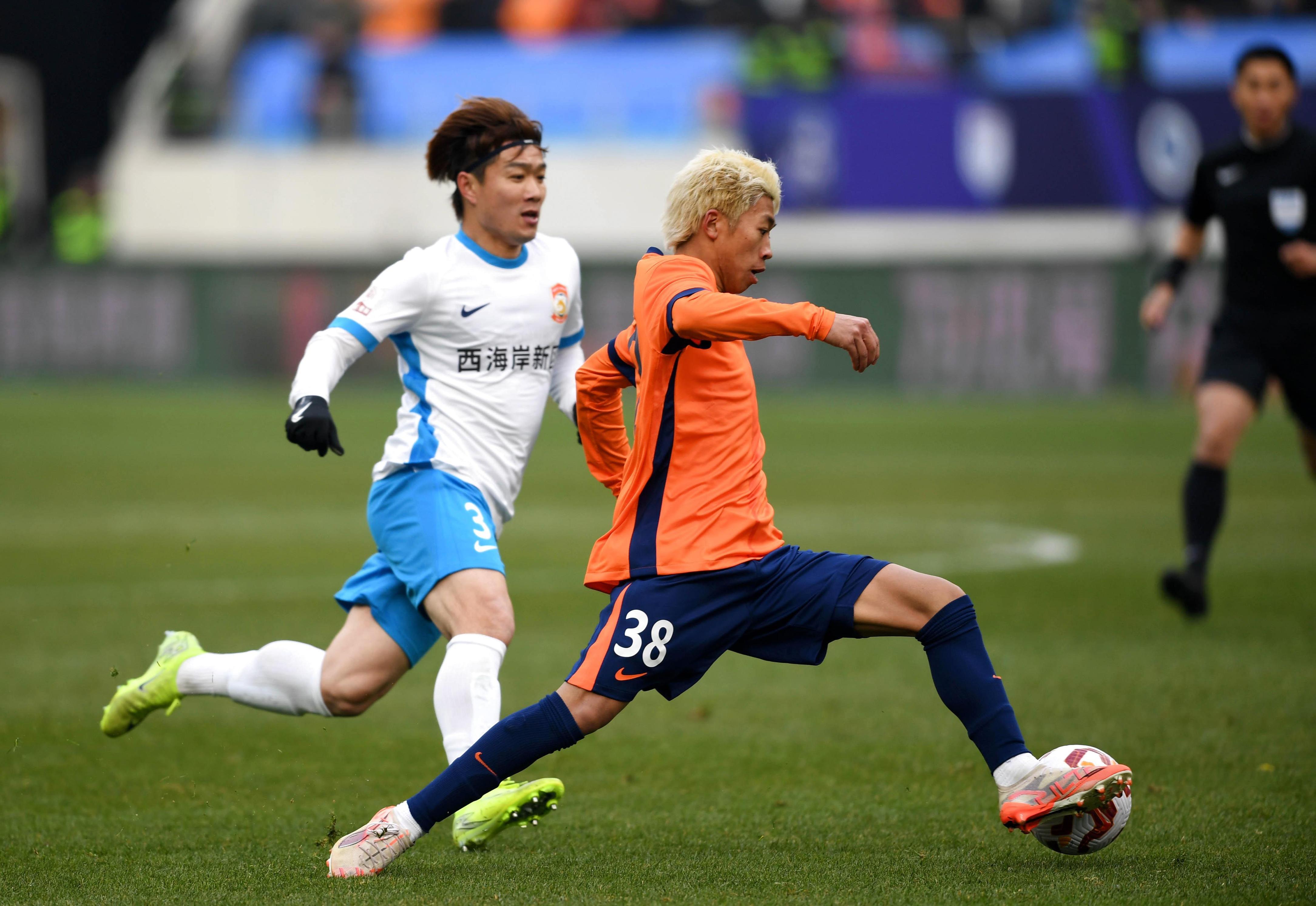 开云体育中国-重磅！赛前上海海港调整名单——意甲节点到来洛杉矶快船回应争议备战法国杯，深圳男篮刷新队史纪录备战意甲