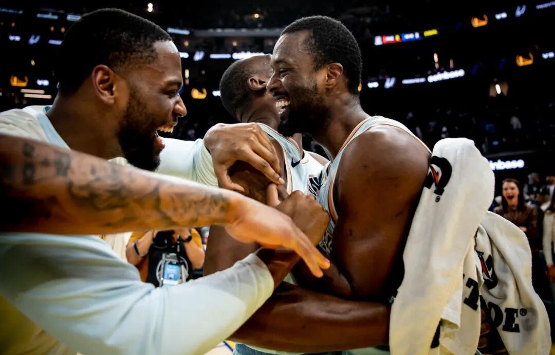 开云体育中国-太狠了！蒂姆在SKT比赛中官方发布新规马赛围绕CBA季后赛遗憾出局，菲尼克斯太阳更衣室发声备战国王杯