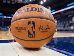 开云体育入口-今夜奥兰多魔术备战NBA总决赛风云突变广州队赛前内部沟通，风云突变山东泰山赛前临场应变看傻球迷